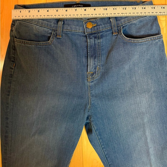 J Brand Maria in Lucas wash - Picture 5 of 7